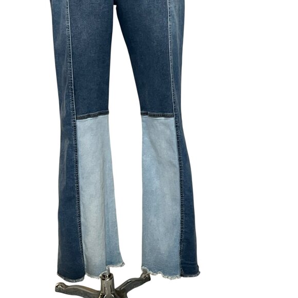 Almost Famous Crave Fame ultra high rise flared patchwork jeans junior’s 13 - Picture 7 of 13